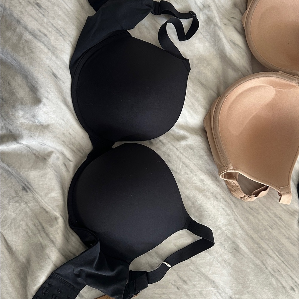 SKIMS Black Underwire Bra